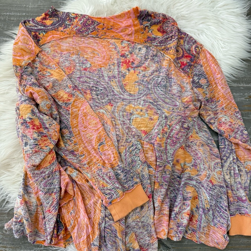 Free People Making Circles Longline T-shirt in Multi Paisley - Picture 7 of 11
